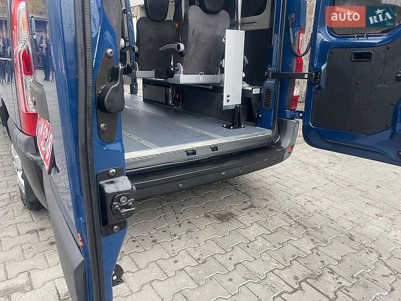 Минивэн Renault Master 2016 в Луцке