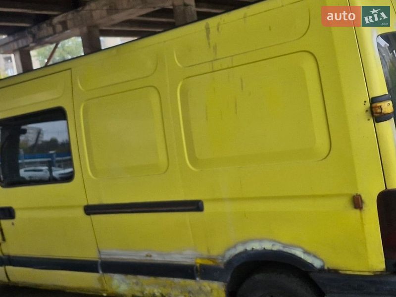 Мінівен Renault Master 2002 в Білій Церкві