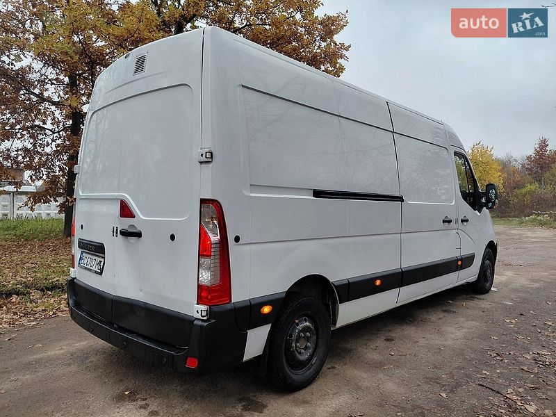 Грузовой фургон Renault Master 2017 в Ивано-Франковске