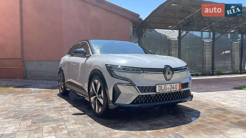 Внедорожник / Кроссовер Renault Megane E-Tech Electric 2022 в Мукачево