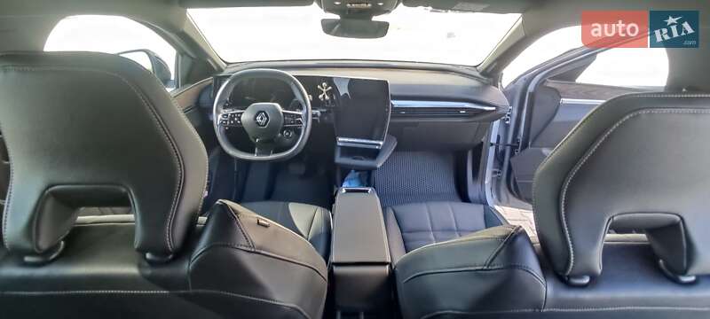 Внедорожник / Кроссовер Renault Megane E-Tech Electric 2022 в Хмельницком