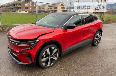 Внедорожник / Кроссовер Renault Megane E-Tech Electric 2023 в 