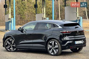 Позашляховик / Кросовер Renault Megane E-Tech Electric 2022 в 