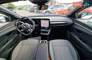 Позашляховик / Кросовер Renault Megane E-Tech Electric 2022 в 