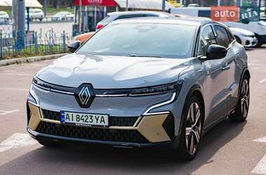 Позашляховик / Кросовер Renault Megane E-Tech Electric 2022 в 