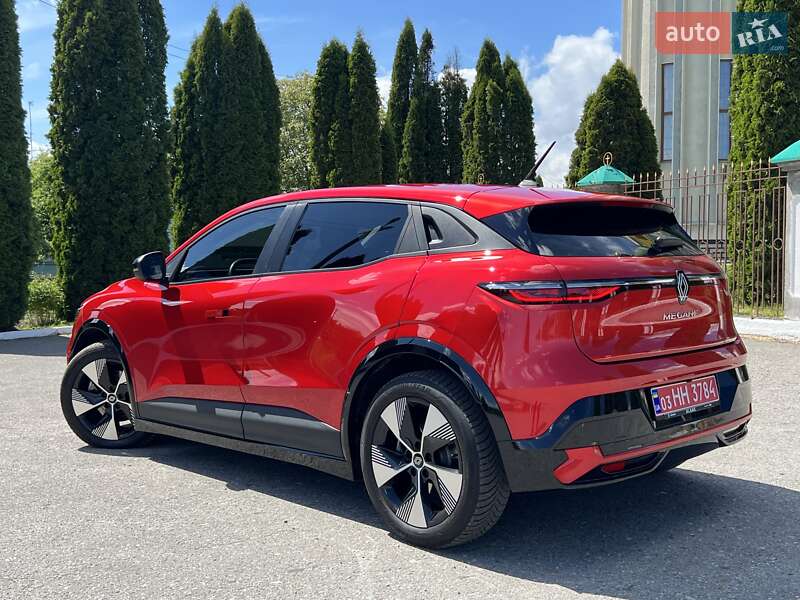 Внедорожник / Кроссовер Renault Megane E-Tech Electric 2022 в Дубно