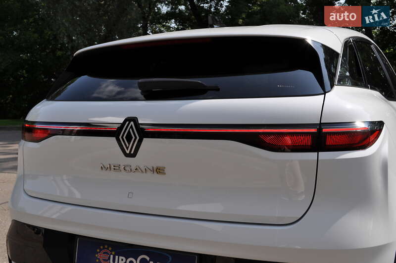 Внедорожник / Кроссовер Renault Megane E-Tech Electric 2023 в Киеве
