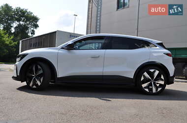 Внедорожник / Кроссовер Renault Megane E-Tech Electric 2023 в 