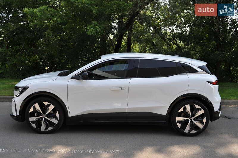 Внедорожник / Кроссовер Renault Megane E-Tech Electric 2023 в Киеве
