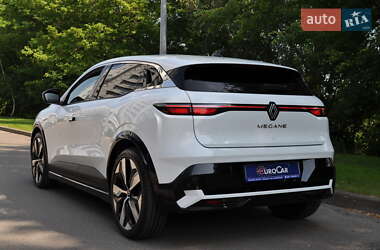 Внедорожник / Кроссовер Renault Megane E-Tech Electric 2023 в 