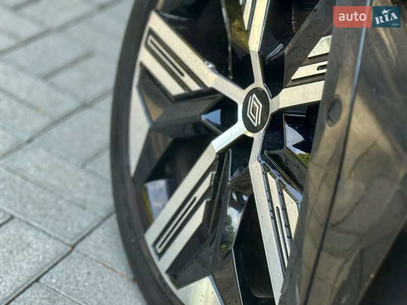 Внедорожник / Кроссовер Renault Megane E-Tech Electric 2023 в Дрогобыче