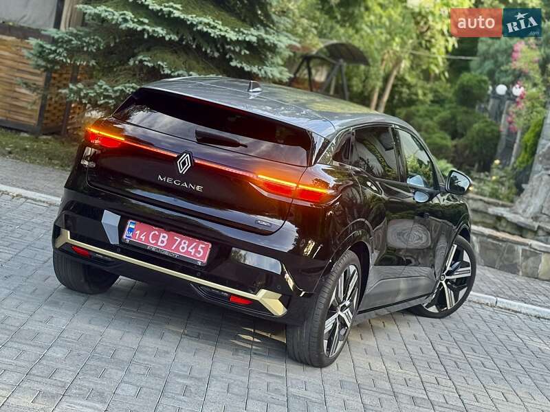 Внедорожник / Кроссовер Renault Megane E-Tech Electric 2023 в Дрогобыче