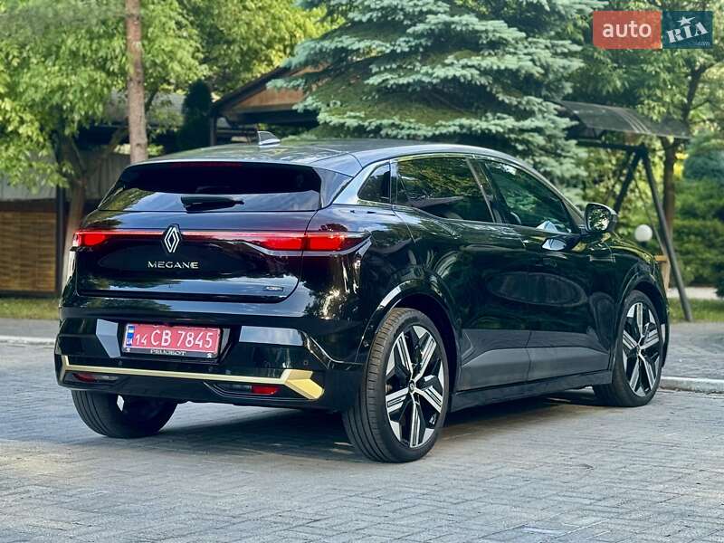 Внедорожник / Кроссовер Renault Megane E-Tech Electric 2023 в Дрогобыче