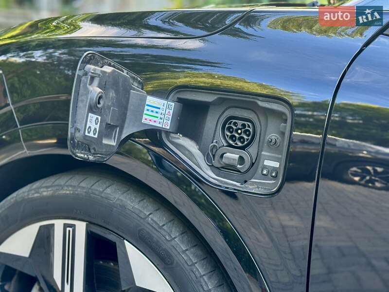 Внедорожник / Кроссовер Renault Megane E-Tech Electric 2023 в Дрогобыче