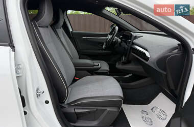 Внедорожник / Кроссовер Renault Megane E-Tech Electric 2022 в 