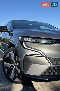 Внедорожник / Кроссовер Renault Megane E-Tech Electric 2023 в Дубно