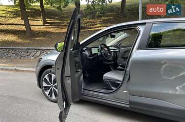 Внедорожник / Кроссовер Renault Megane E-Tech Electric 2022 в 