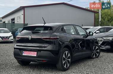 Позашляховик / Кросовер Renault Megane E-Tech Electric 2022 в 