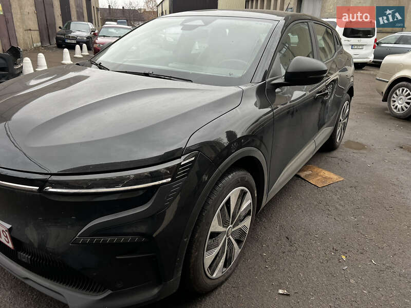 Внедорожник / Кроссовер Renault Megane E-Tech Electric 2024 в Ровно