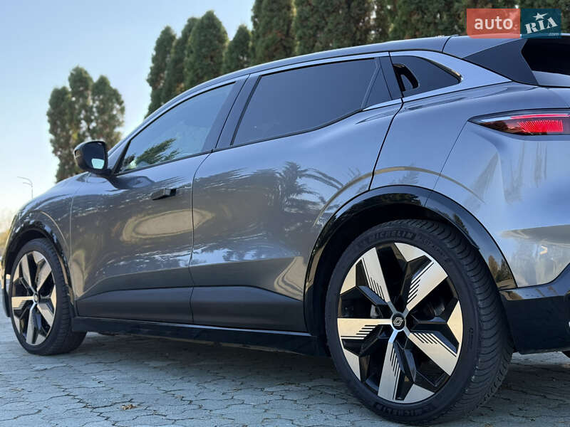 Позашляховик / Кросовер Renault Megane E-Tech Electric 2023 в Дубні фото 29 Позашляховик / Кросовер Renault Megane E-Tech Electric 2023 в Дубні