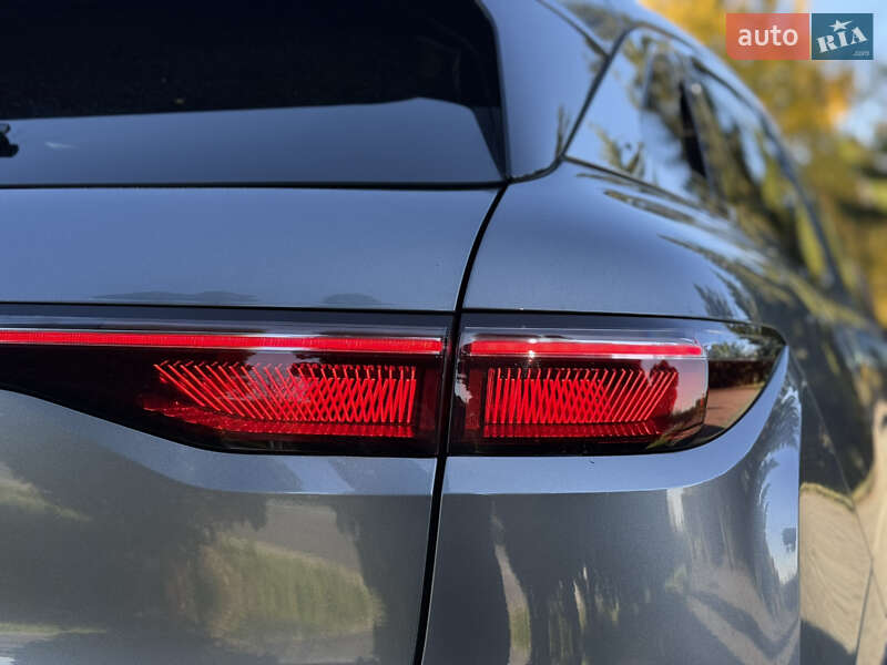 Позашляховик / Кросовер Renault Megane E-Tech Electric 2023 в Дубні фото 46 Позашляховик / Кросовер Renault Megane E-Tech Electric 2023 в Дубні