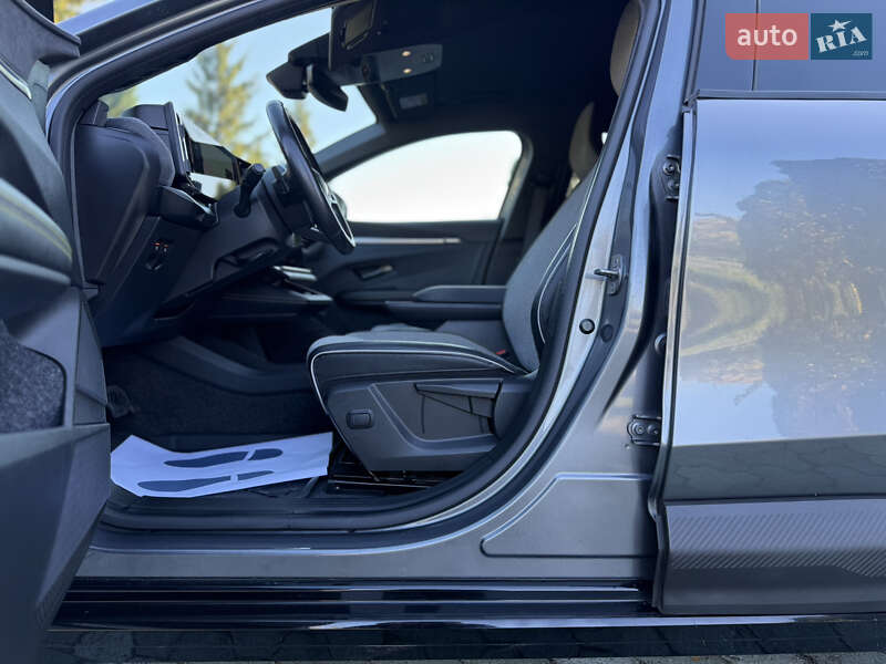 Позашляховик / Кросовер Renault Megane E-Tech Electric 2023 в Дубні фото 67 Позашляховик / Кросовер Renault Megane E-Tech Electric 2023 в Дубні