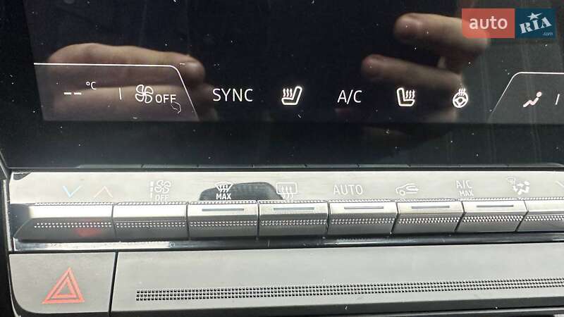 Позашляховик / Кросовер Renault Megane E-Tech Electric 2023 в Дубні фото 11 Позашляховик / Кросовер Renault Megane E-Tech Electric 2023 в Дубні