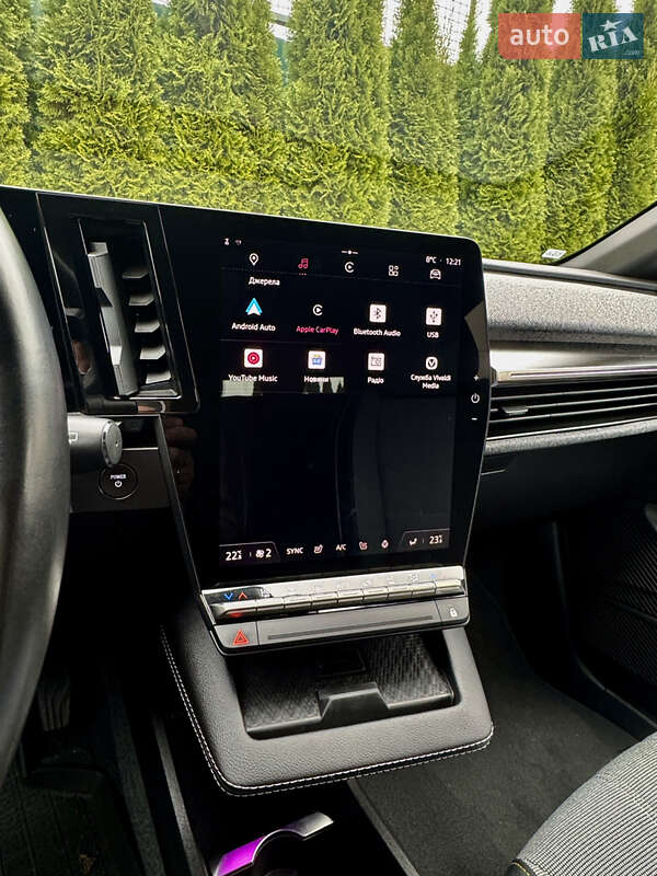 Позашляховик / Кросовер Renault Megane E-Tech Electric 2023 в Самборі фото 99 Позашляховик / Кросовер Renault Megane E-Tech Electric 2023 в Самборі