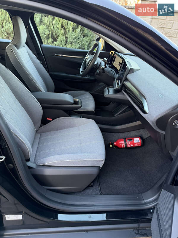 Позашляховик / Кросовер Renault Megane E-Tech Electric 2024 в Рівному