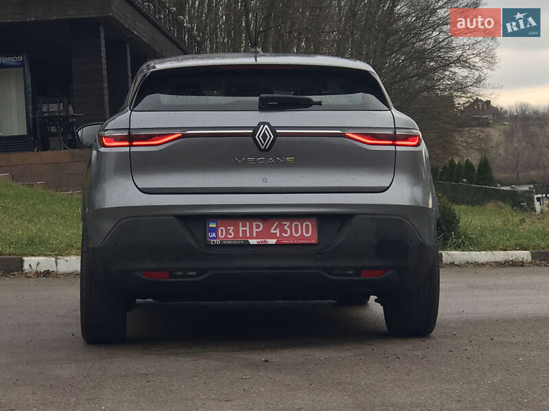 Позашляховик / Кросовер Renault Megane E-Tech Electric 2022 в Рівному