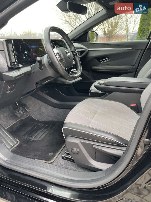 Позашляховик / Кросовер Renault Megane E-Tech Electric 2022 в Львові