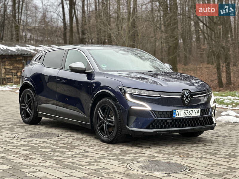 Позашляховик / Кросовер Renault Megane E-Tech Electric 2022 в Долині