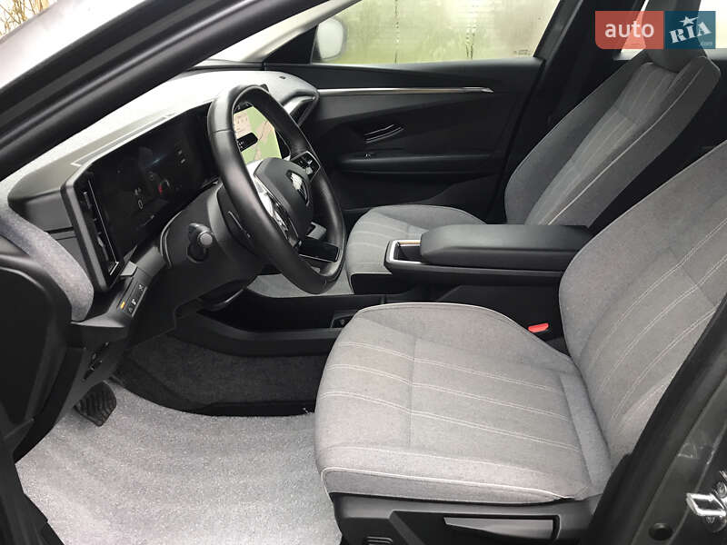 Внедорожник / Кроссовер Renault Megane E-Tech Electric 2022 в Ровно