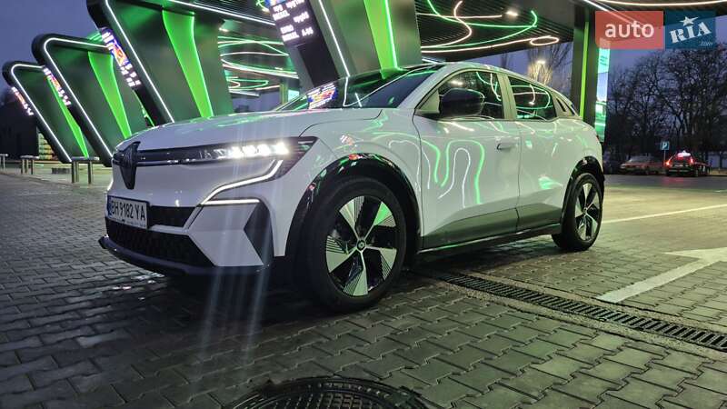 Позашляховик / Кросовер Renault Megane E-Tech Electric 2022 в Одесі