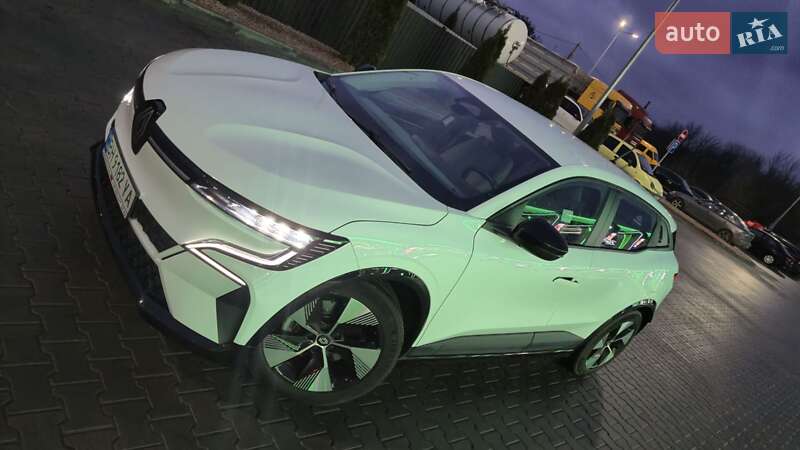 Позашляховик / Кросовер Renault Megane E-Tech Electric 2022 в Одесі