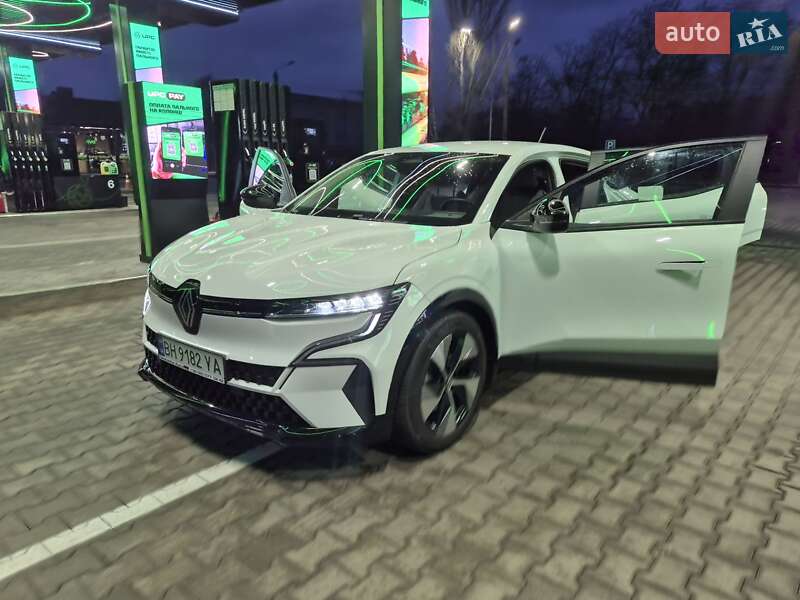 Позашляховик / Кросовер Renault Megane E-Tech Electric 2022 в Одесі
