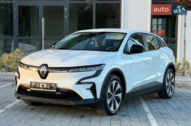 Внедорожник / Кроссовер Renault Megane E-Tech Electric 2023 в Городке