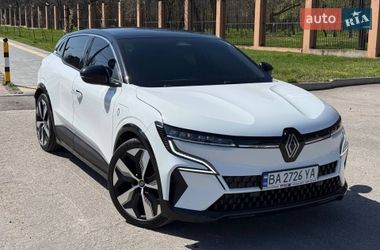 Внедорожник / Кроссовер Renault Megane E-Tech Electric 2022 в Кропивницком