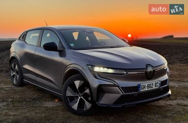 Внедорожник / Кроссовер Renault Megane E-Tech Electric 2022 в Луцке