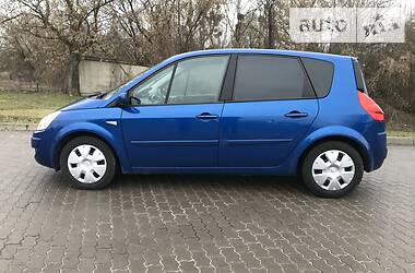 Хетчбек Renault Megane Scenic 2007 в 