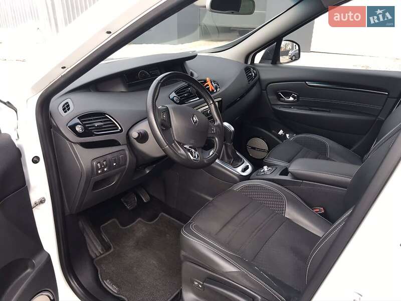 Минивэн Renault Megane Scenic 2015 в Житомире