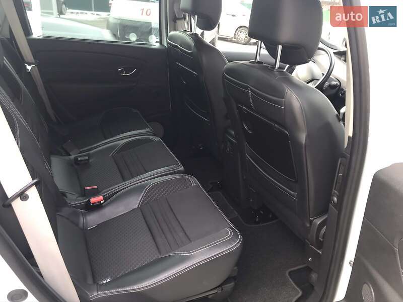 Минивэн Renault Megane Scenic 2015 в Житомире