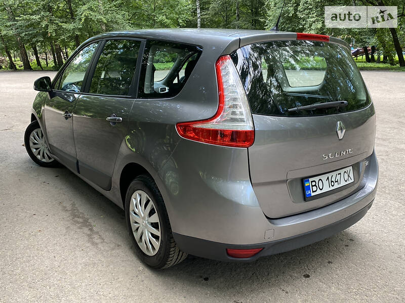 Мінівен Renault Megane Scenic 2009 в Тернополі