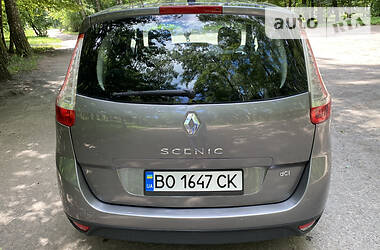 Мінівен Renault Megane Scenic 2009 в 