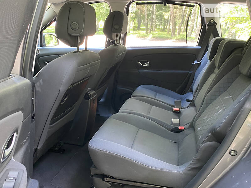 Мінівен Renault Megane Scenic 2009 в Тернополі