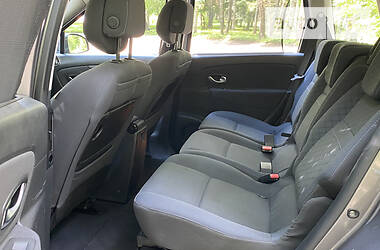 Мінівен Renault Megane Scenic 2009 в 