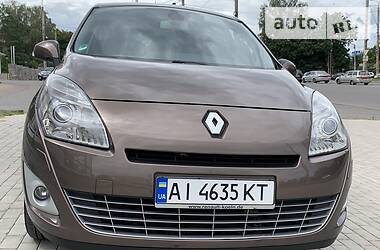 Минивэн Renault Megane Scenic 2011 в Сумах