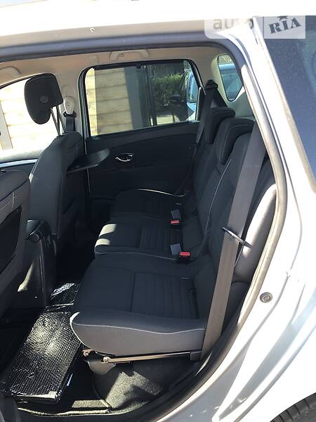 Мінівен Renault Megane Scenic 2015 в Житомирі