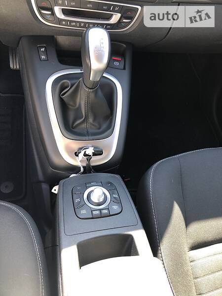 Мінівен Renault Megane Scenic 2015 в Житомирі