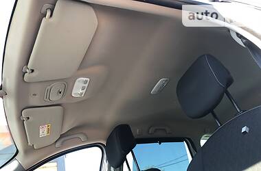 Мінівен Renault Megane Scenic 2015 в 